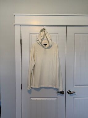Banana Republic Cream Cowl Neck Hooded Sweater
